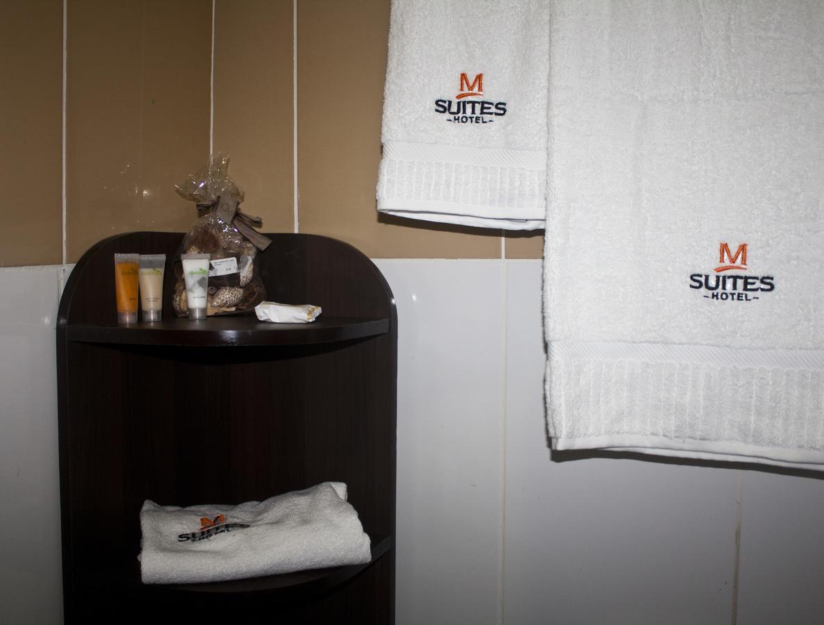 M Suites Hotel Acra Exterior foto