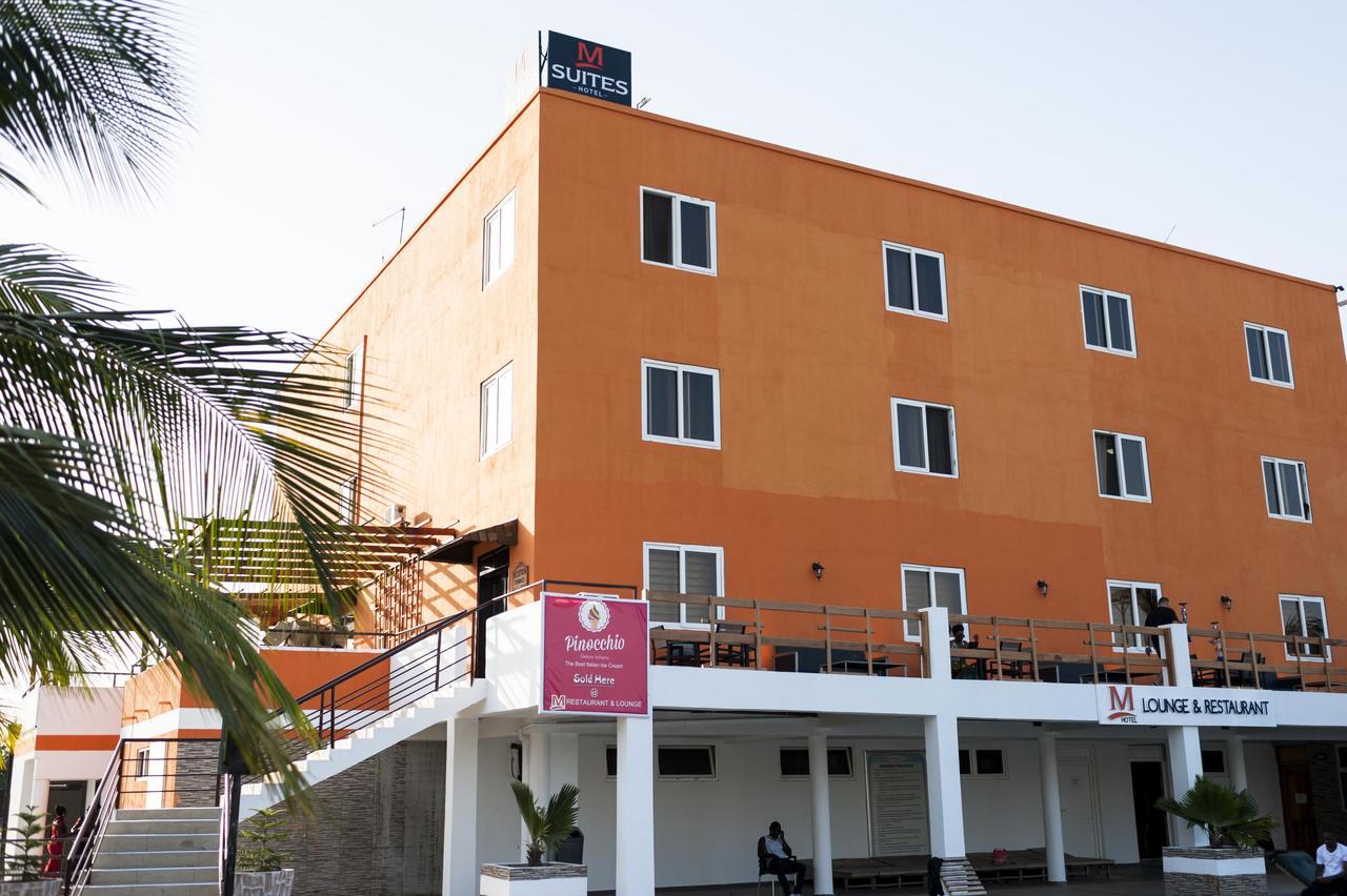 M Suites Hotel Acra Exterior foto